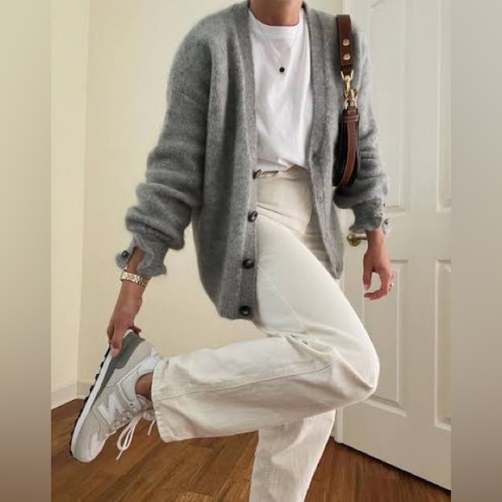 Sézane Mia Cardigan in Middle Gray/Blue-ish Sweater Medium - Picture 2 of 8